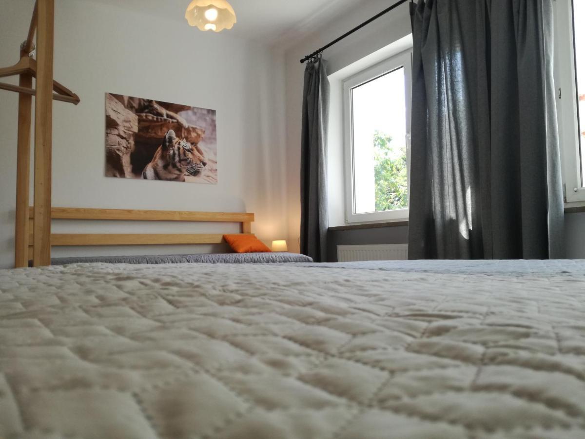 Willa Stary Dom Warschau Buitenkant foto